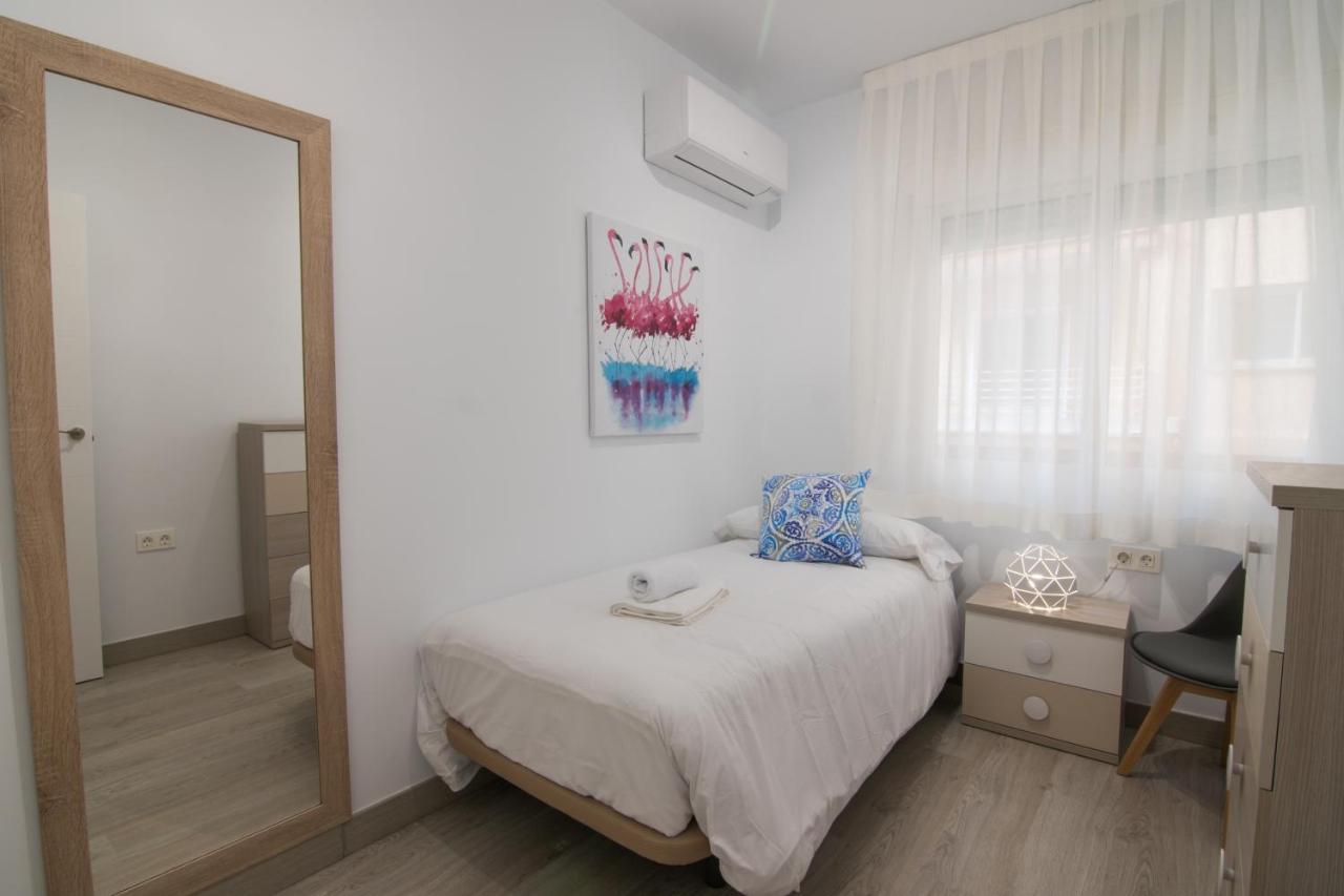Tuguest Station 2 Apartment Гранада Екстериор снимка